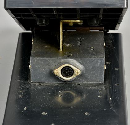 Farfisa-Italian footpedal (7-pin) Farfisa?